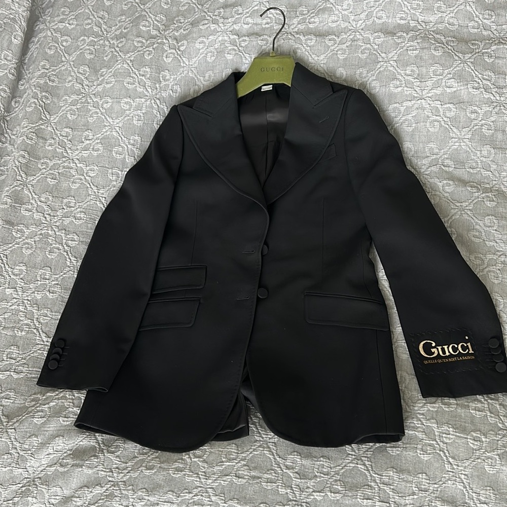Gucci Black Women's Tailored Blazer with Embroidered Cuff Logo 42